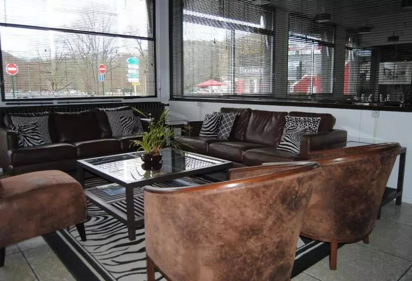 Fotos del hotel Hôtel Notre Dame De La Sarte:  99