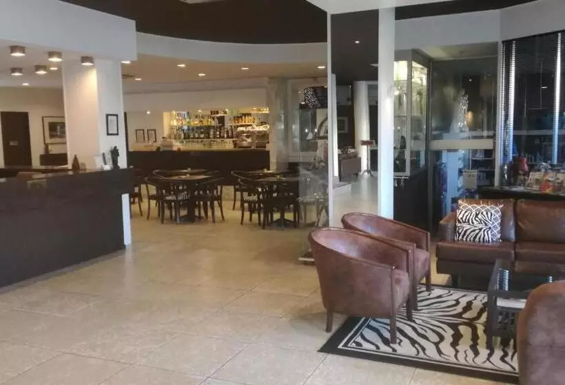 Fotos del hotel Hôtel Notre Dame De La Sarte:  79