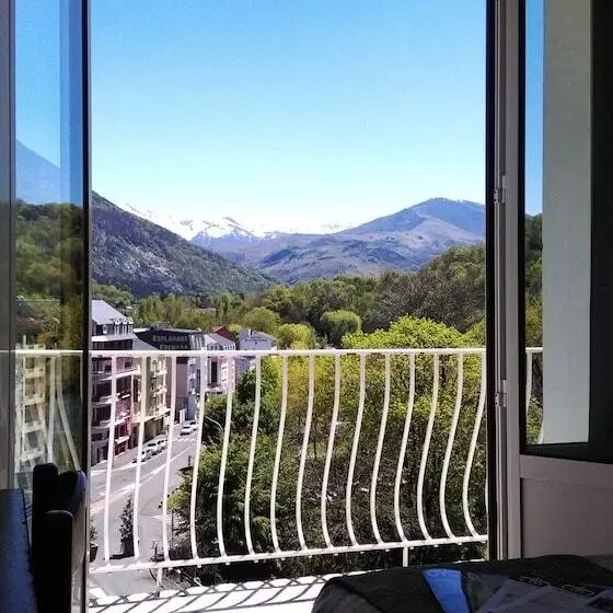 Fotos del hotel Hôtel Notre Dame De La Sarte:  91