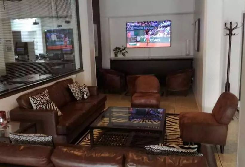 Fotos del hotel Hôtel Notre Dame De La Sarte:  70