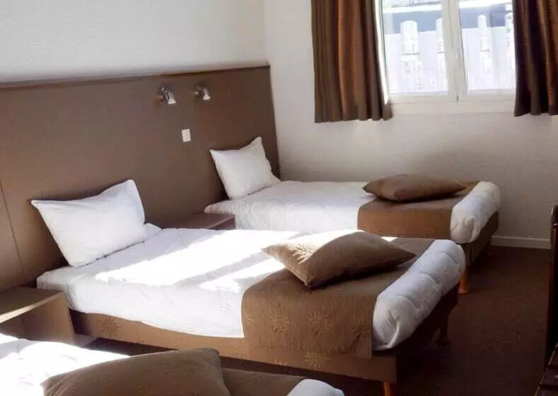 Fotos del hotel Hôtel Notre Dame De La Sarte:  23