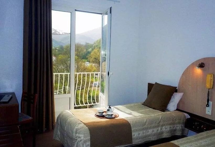 Fotos del hotel Hôtel Notre Dame De La Sarte:  66