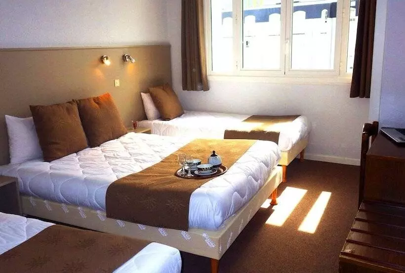 Fotos del hotel Hôtel Notre Dame De La Sarte:  20