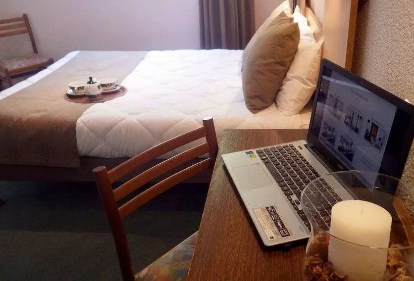 Fotos del hotel Hôtel Notre Dame De La Sarte:  27