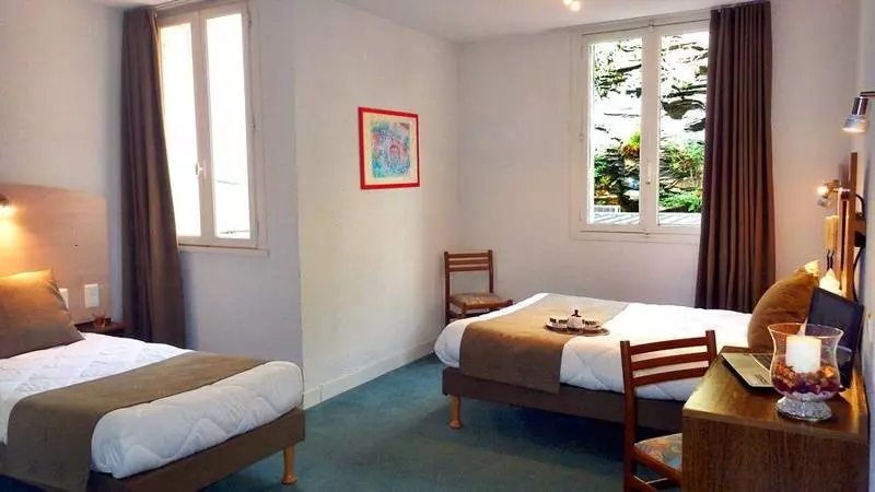 Fotos del hotel Hôtel Notre Dame De La Sarte:  65