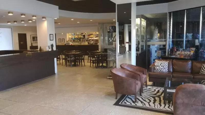 Fotos del hotel Hôtel Notre Dame De La Sarte:  74