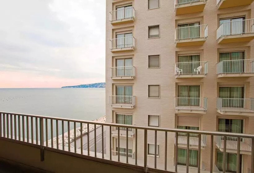 Fotos del hotel Royal Continental:  25