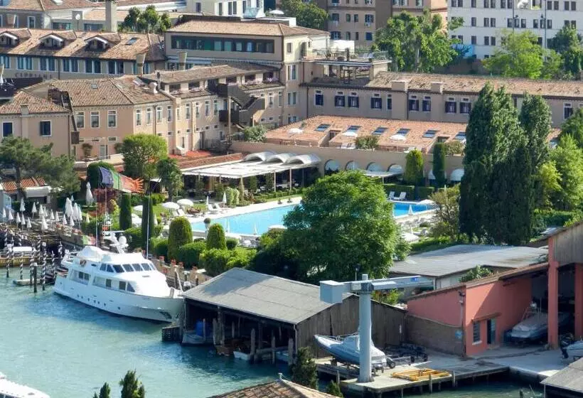 Fotos del hotel Villa Casanova:  10