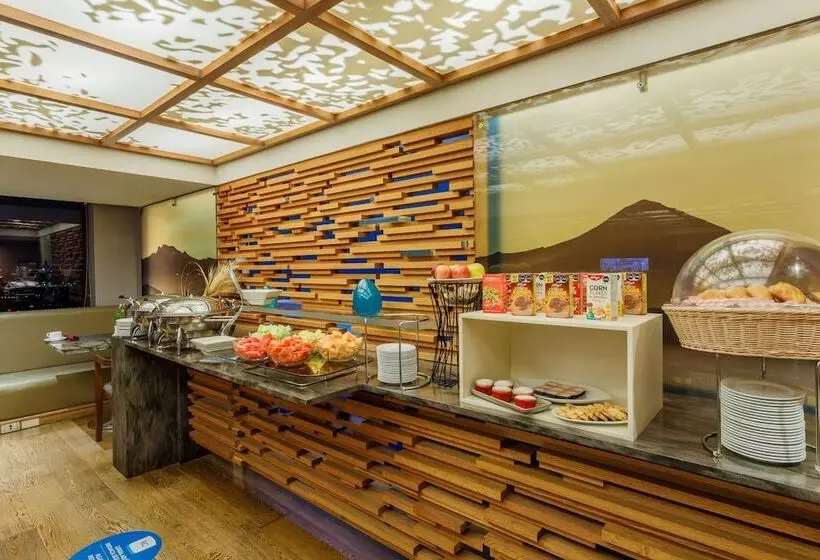 Fotos del hotel Camino Real Aeropuerto:  10