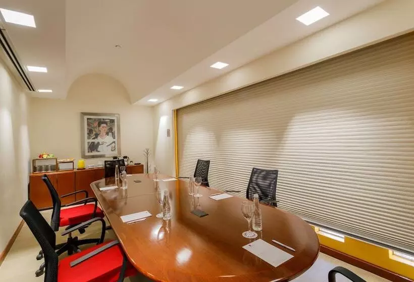 Fotos del hotel Camino Real Aeropuerto:  24