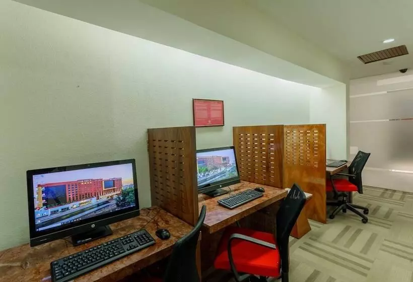 Fotos del hotel Camino Real Aeropuerto:  13