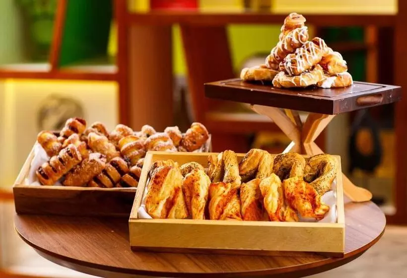 Fotos del hotel Holiday Inn Edinburgh:  9