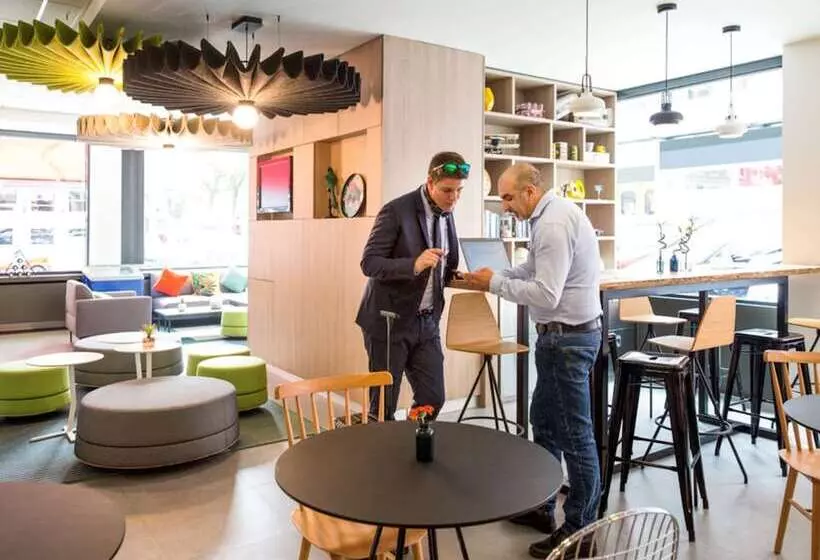 Fotos del hotel Ibis Genève Centre Gare:  3