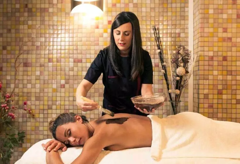 Fotos del hotel Mercure Jardines De Albia:  14