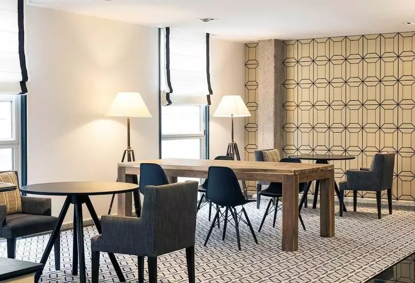 Fotos del hotel Mercure Jardines De Albia:  21