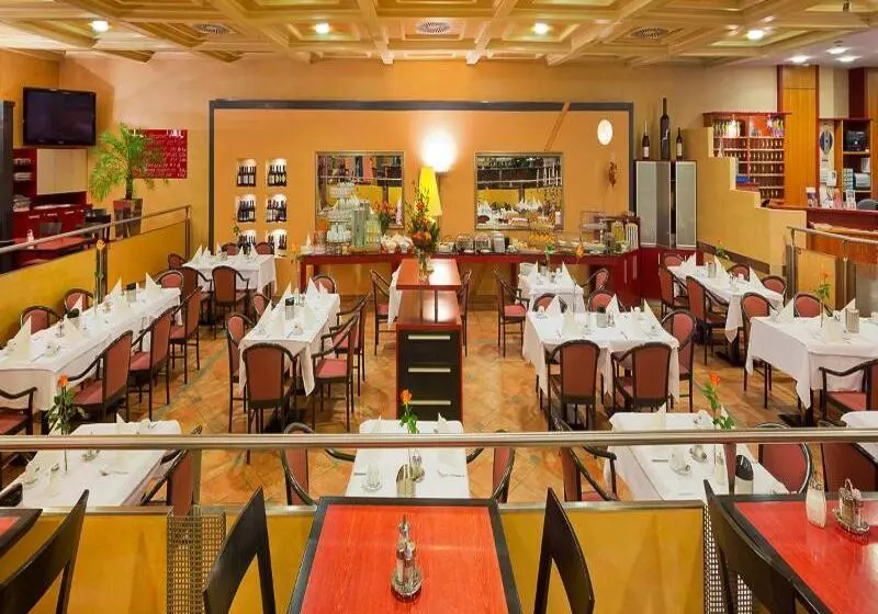 Fotos del hotel Vienna Sport:  5