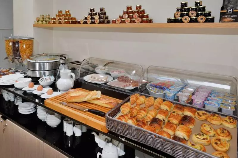 Fotos del hotel Le 18 Paris:  22