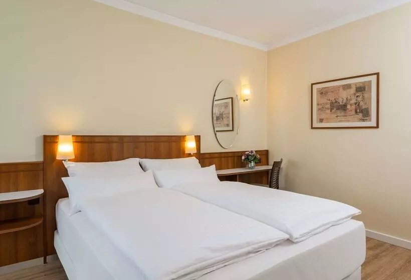 Fotos del hotel Nh Wien Belvedere:  8