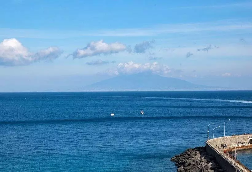 Fotos del hotel Relais Maresca Luxury Small:  8