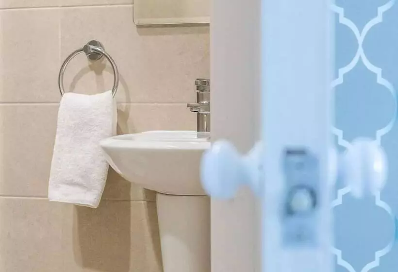 Fotos del hotel Clifden House By Nina:  11