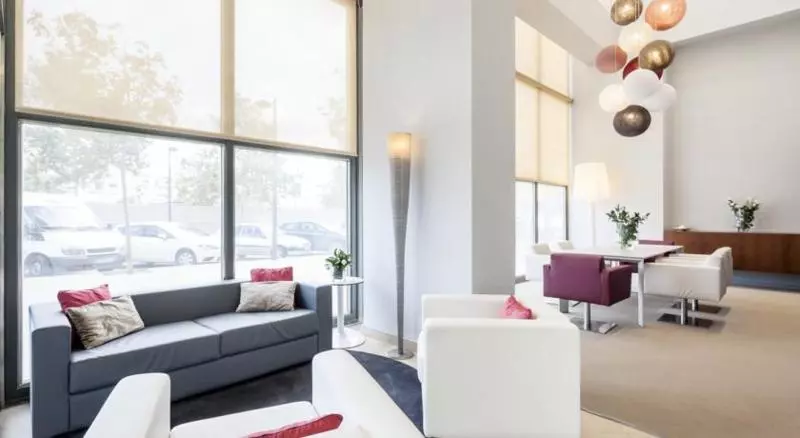 Fotos del hotel Ilunion Valencia 3:  6