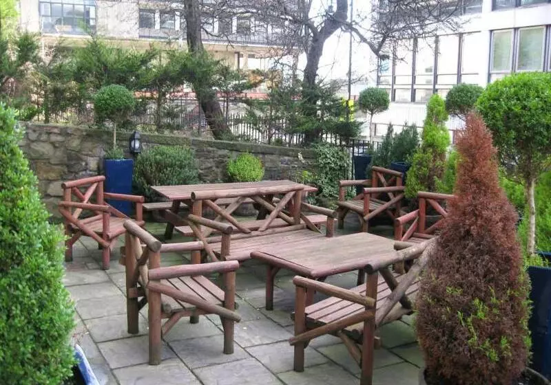 Fotos del hotel Victorian House:  8