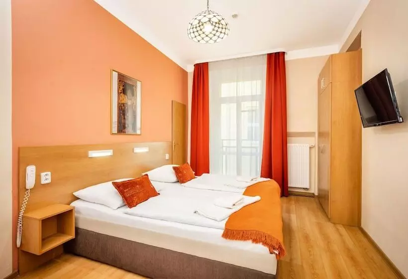 Fotos del hotel Golden City Garni:  17