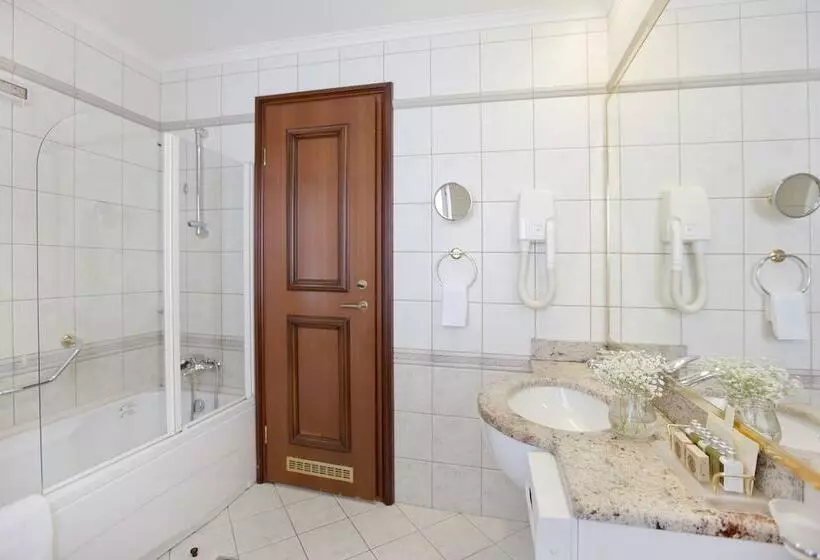 Fotos del hotel Grand Villa Argentina:  5