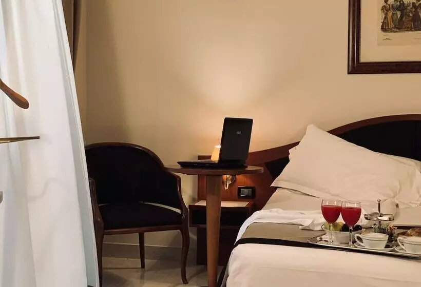 Fotos del hotel Massimo Plaza:  7