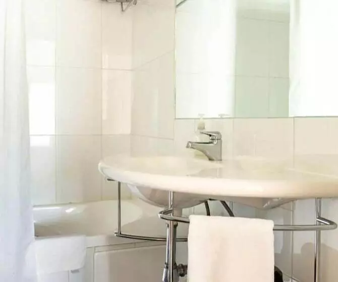 Fotos del hotel Art Suites:  7