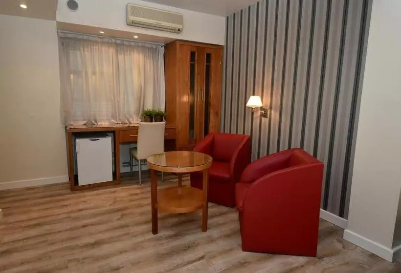 Fotos del hotel Gran Hotel Skorpios:  24