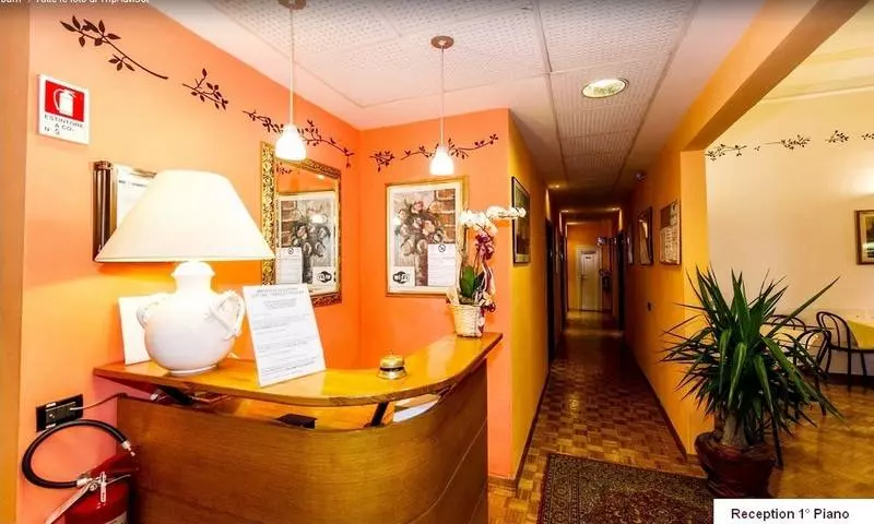 Fotos del hotel Leopolda:  3