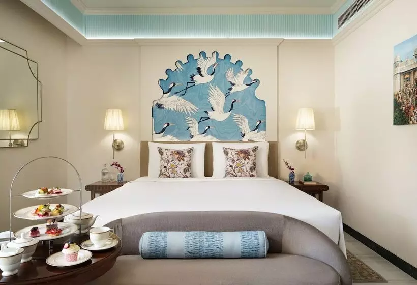 Fotos del hotel Gorbandh Palace:  8