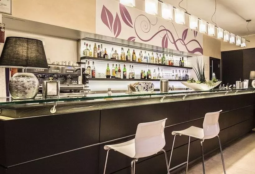 Fotos del hotel Mercure Genova San Biagio:  5