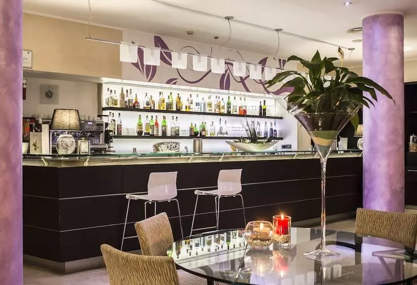 Fotos del hotel Mercure Genova San Biagio:  10