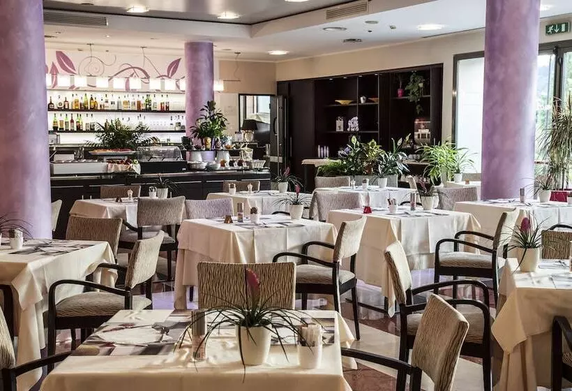 Fotos del hotel Mercure Genova San Biagio:  9