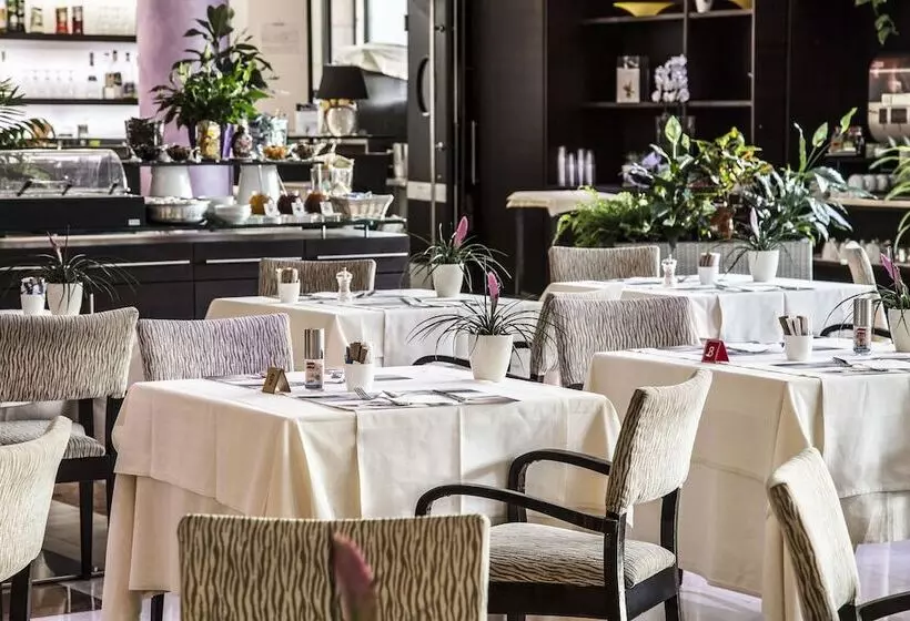 Fotos del hotel Mercure Genova San Biagio:  23