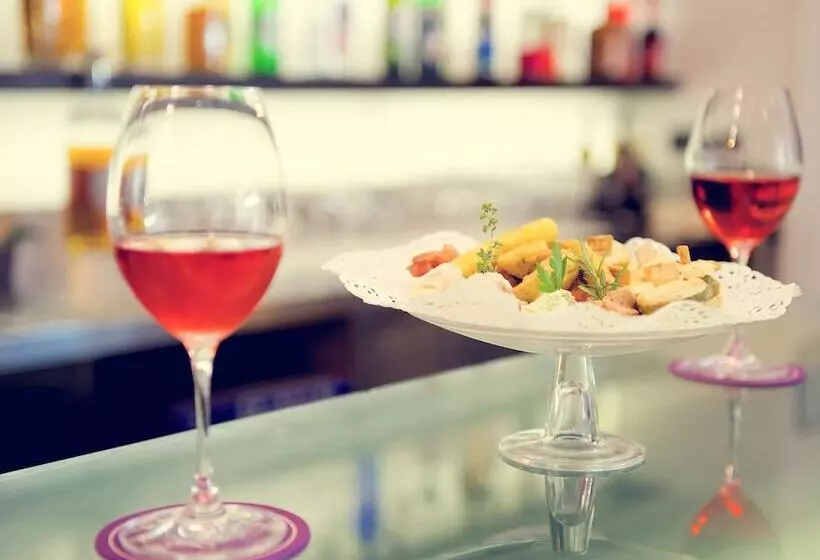 Fotos del hotel Mercure Genova San Biagio:  21