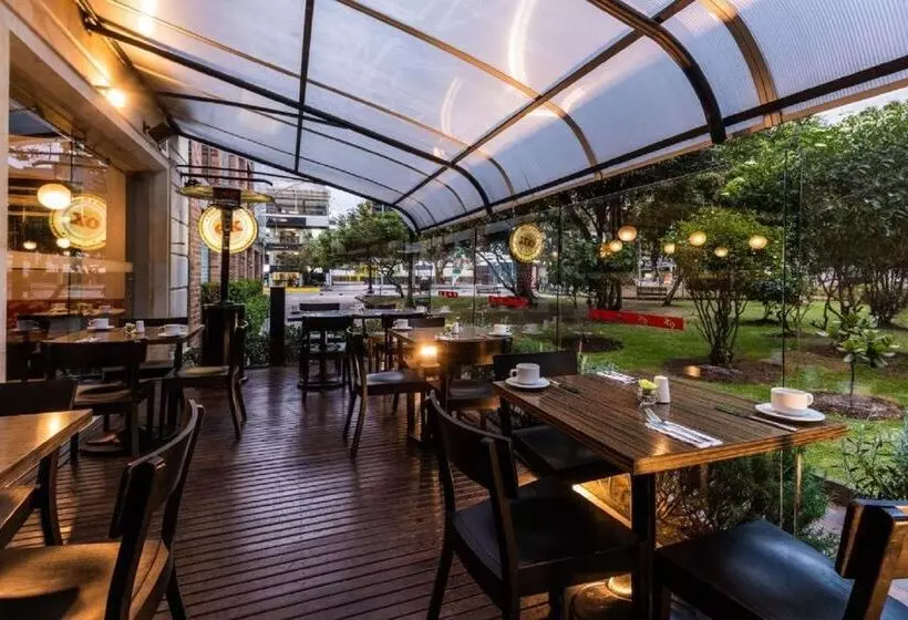 Fotos del hotel Morrison 84 By Sercotel:  6