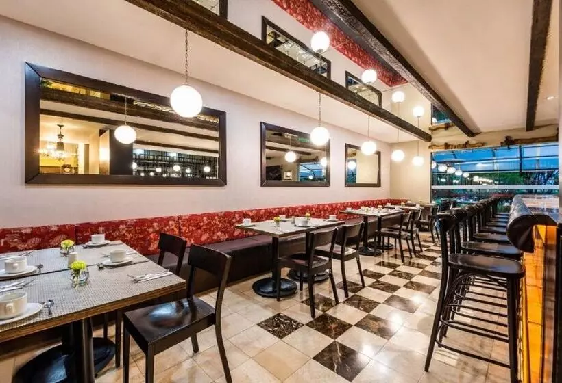 Fotos del hotel Morrison 84 By Sercotel:  4