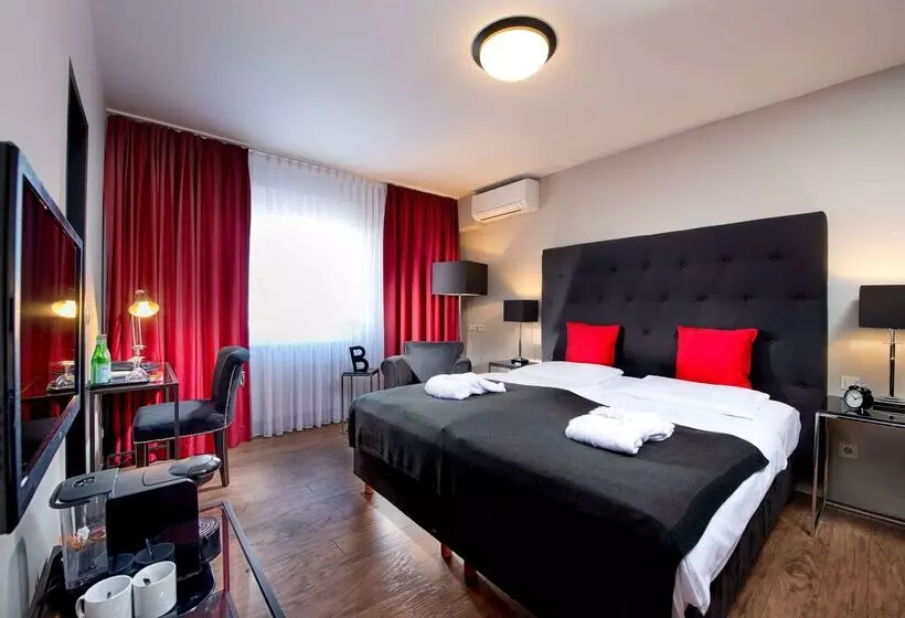 Fotos del hotel Tryp By Wyndham Bremen Airport:  2