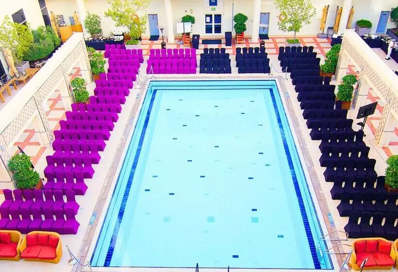 Fotos del hotel Novotel World Trade Centre Dubai:  2