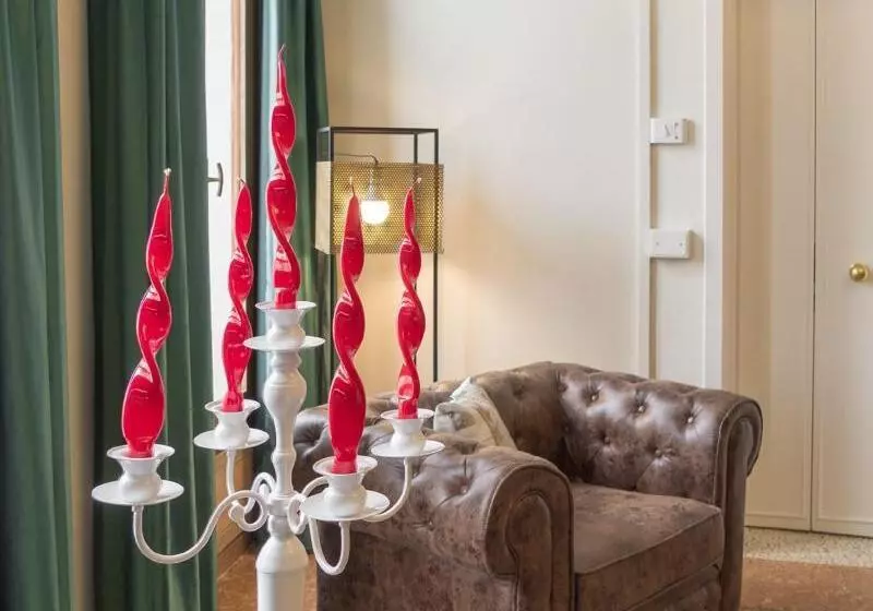 Fotos del hotel Grand Canal Suites:  13