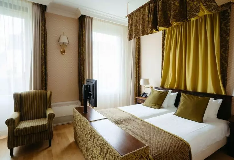 Fotos del hotel Grand Hotel Karel V:  15