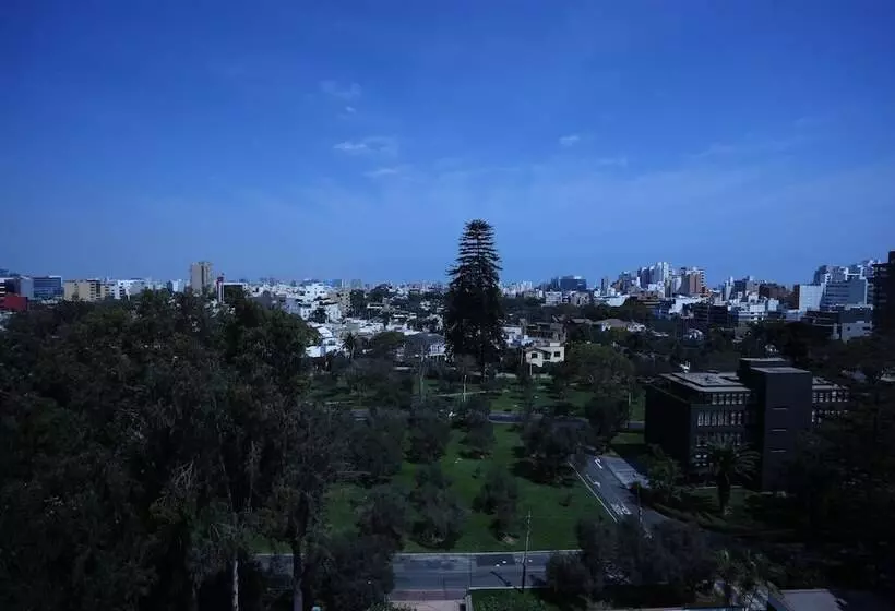 Fotos del hotel Suites Del Bosque:  10