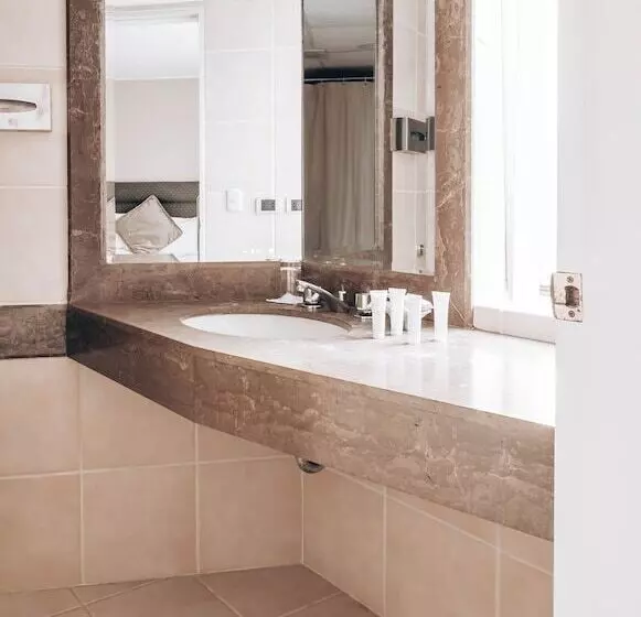 Fotos del hotel Suites Del Bosque:  15