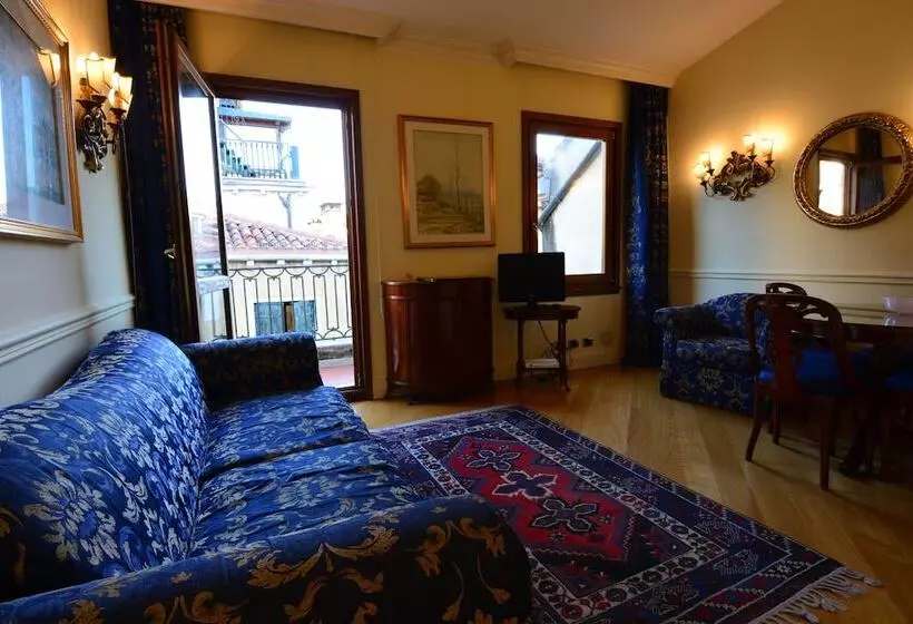 Fotos del hotel Suites Torre Dell Orologio:  23