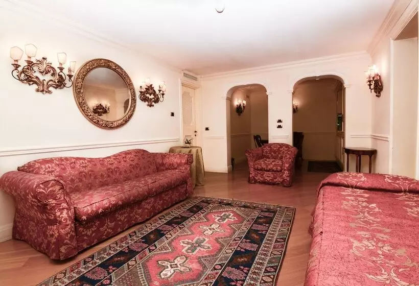 Fotos del hotel Suites Torre Dell Orologio:  25