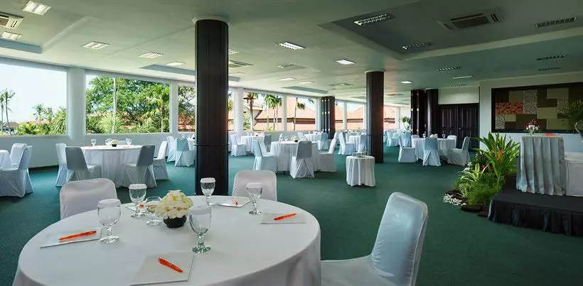 Fotos del hotel White Rose Kuta Resort, Villas & Spa:  6