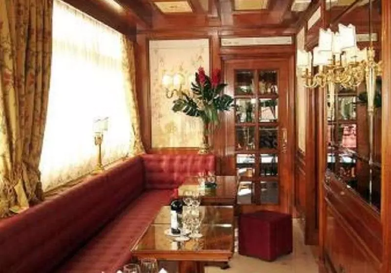 Fotos del hotel Champagne Palace:  24